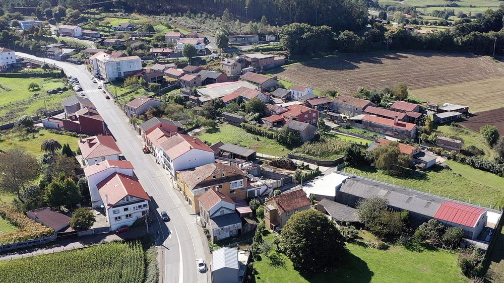 El pueblo gallego que regala 600 euros por hijo y busca vecinos: trabajo y casas por 200 euros. (Consello de Rois)&nbsp;