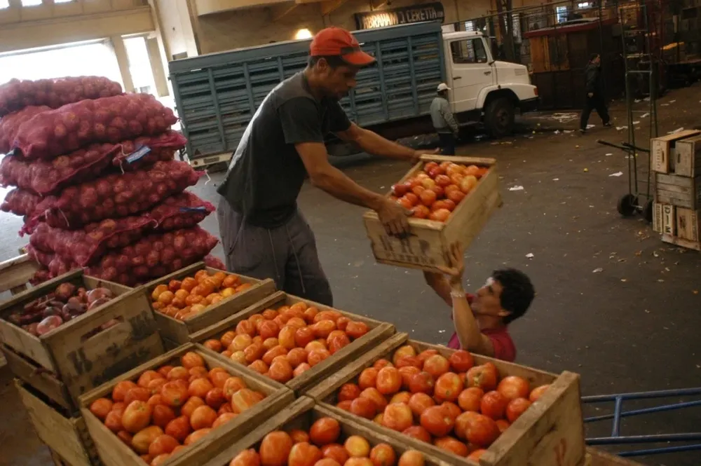 Los precios de algunas frutas y hortalizan cotizaron esta semana a la baja.