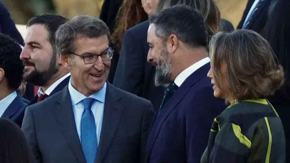 Núñez Feijóo y Abascal.