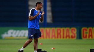 Hayen Palacios en la presentación del plantel de Nacional de 2026