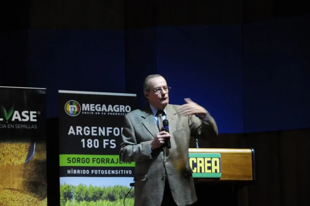 Roberto Vázquez Platero habló sobre mercado cárnico en la jornada de Fucrea