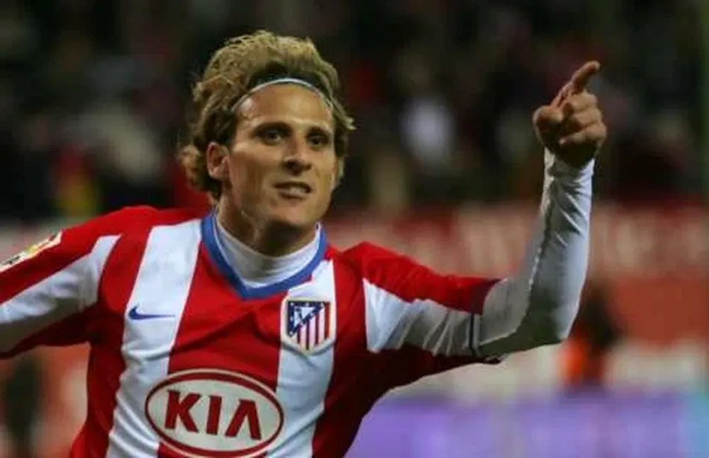 Diego Forlán, delantero de Atlético Madrid Diego Forlán, delantero de Atlético Madrid