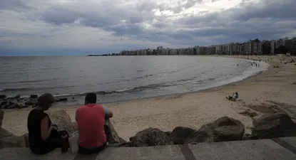 Se espera un día nublado y caluroso en Montevideo