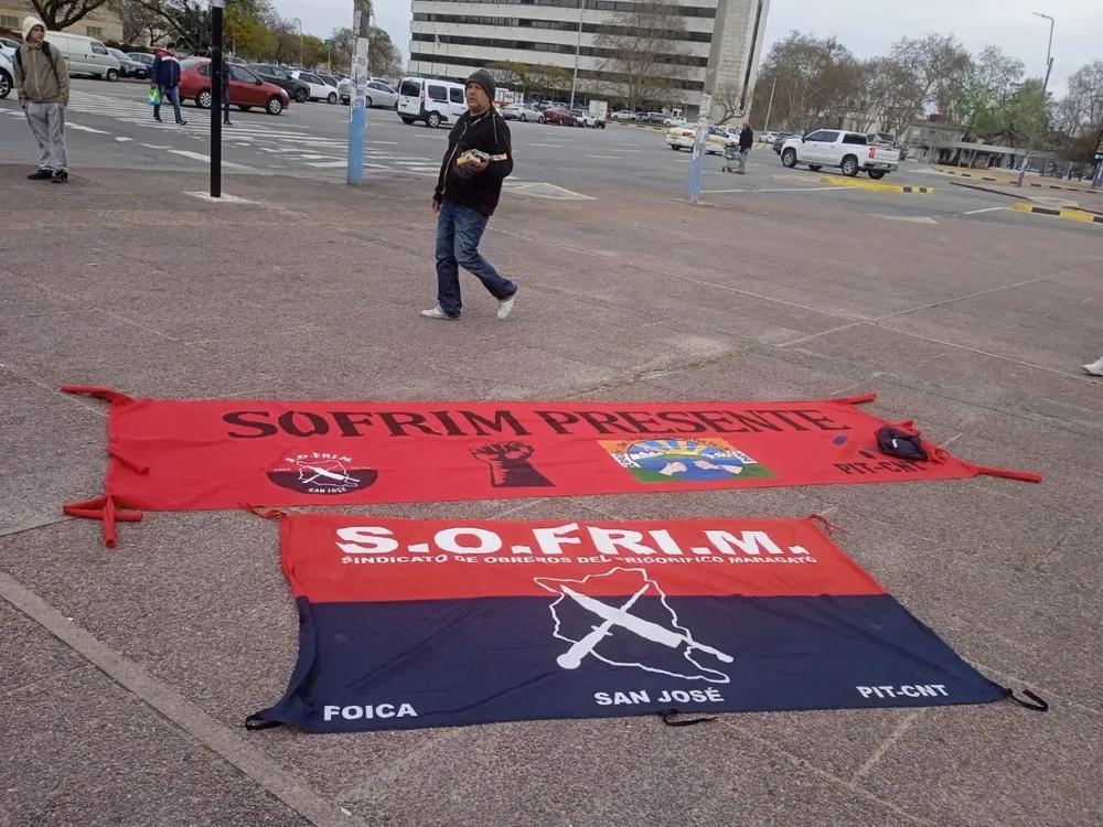 Concentración en la Plaza 1° de Mayo.