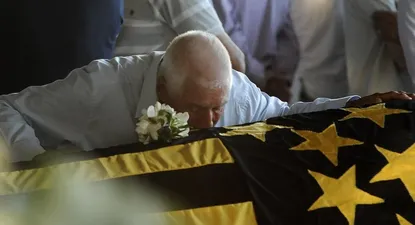 El periodista Américo Signorelli quebró en llanto al recordar al futbolista.