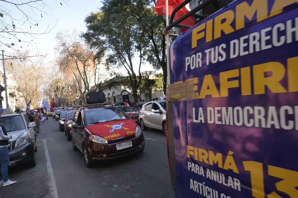 El referéndum se celebra el 27 de marzo