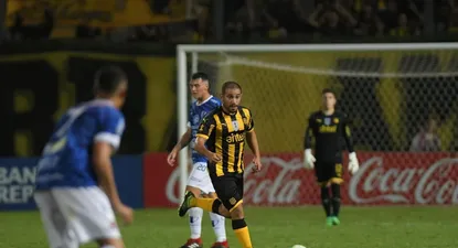 López lleva a 21 jugadores a Cali; no viaja Giovanni González, quien está suspendido