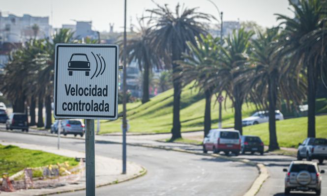 Cartel en Montevideo. Archivo