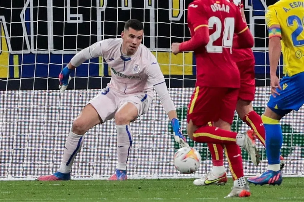 El gol de Negredo, Espino aparece en la acción