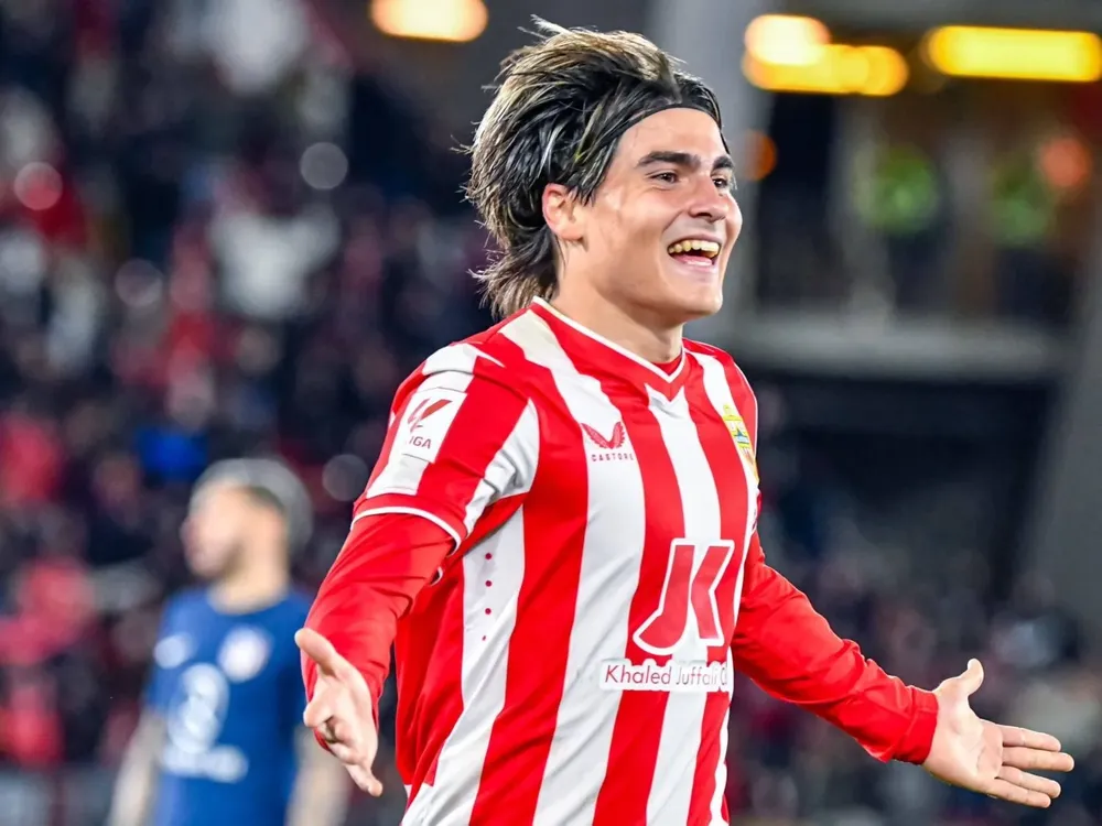 De la mano de Luka Romero.