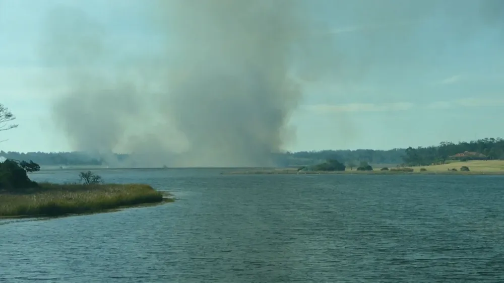 Así se ve el humo del incendio