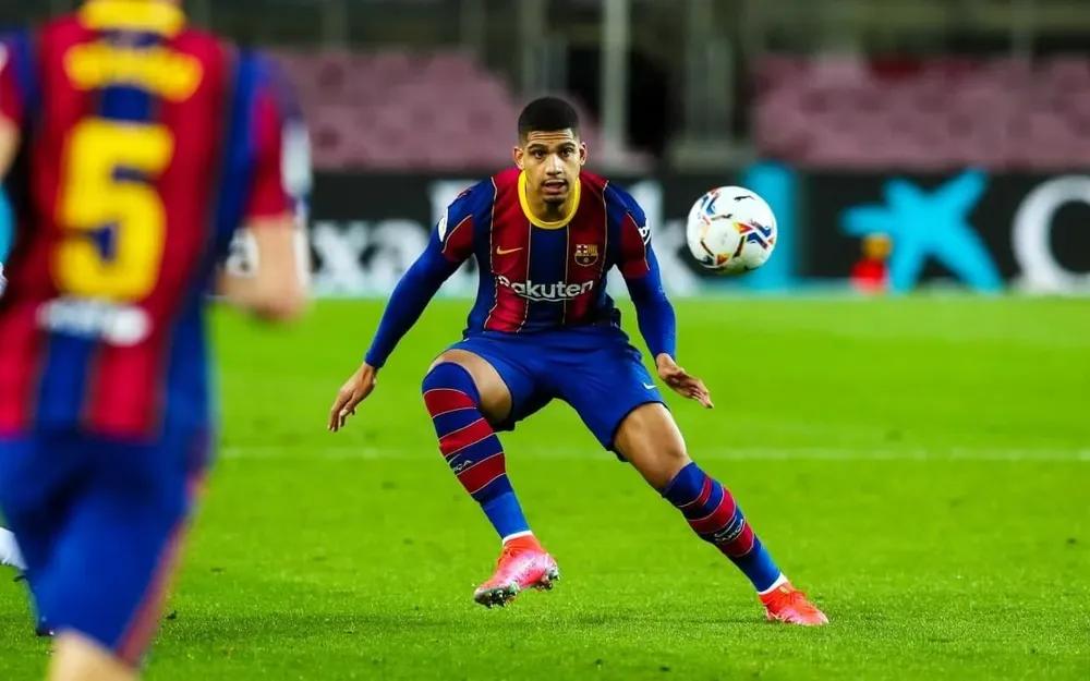 El regreso de Ronald Araújo ante Huesca