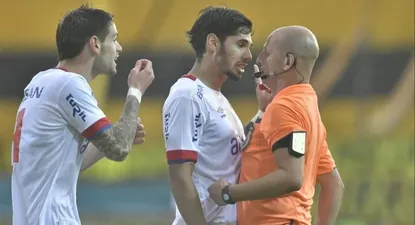 Clásico del Intermedio 2020: Orihuela y Cougo le protestan a Giménez