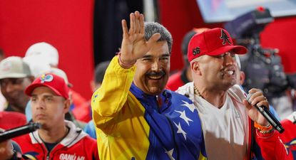 El presidente de Venezuela, Nicolás Maduro, celebra la victoria de su tercer mandato en las elecciones presidenciales, en Caracas, Venezuela.