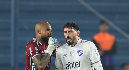 Luis Mejía y Agustín Rogel en Nacional vs Danubio