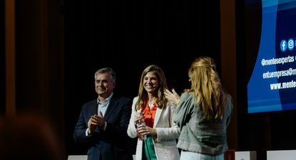 BBVA presentó la brillante conferencia de Marian Rojas Estapé en Punta del Este