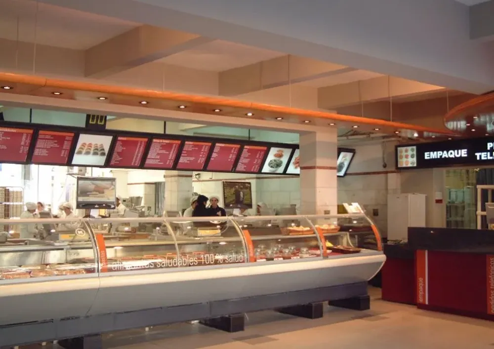 La casa central de La Spezia está ubicada en Bulevar España y Libertad