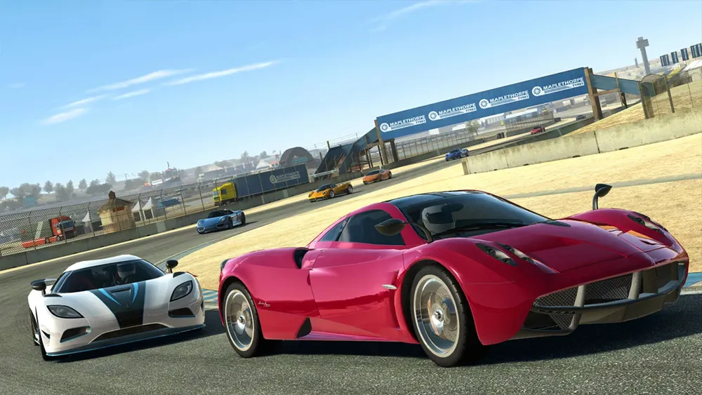 Real Racing 3 está disponible para Android, iPad, iPhone y iPod Touch