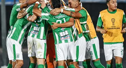 El festejo del 1-0 de Racing