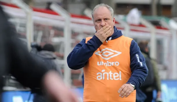 La cara de Alejandro Cappuccio en el Saroldi lo dice todo; existe una gran preocupación acerca de su futuro en Nacional