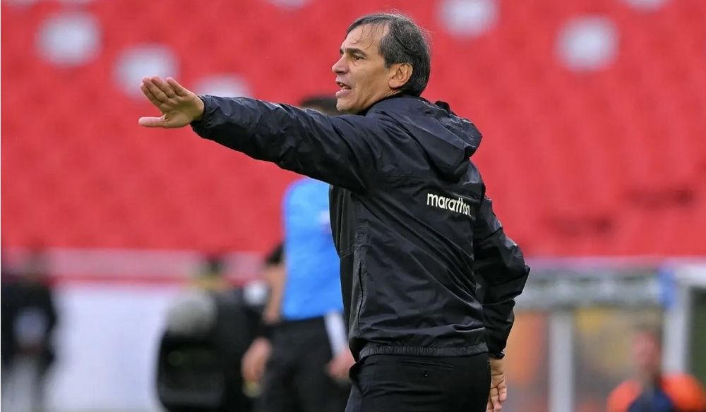 Fabián Bustos es el nuevo técnico de Olimpia Fabián Bustos es el nuevo técnico de Olimpia