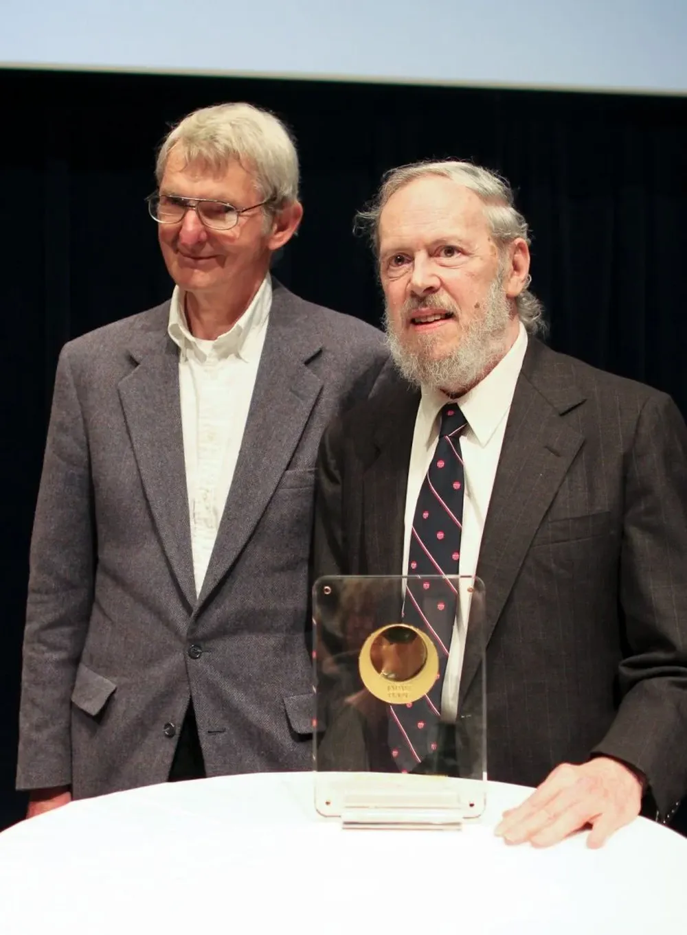 Douglas McIlroy y Dennis Ritchie