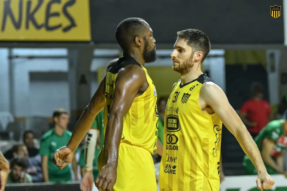 Green y López tras el triunfo ante Aguada