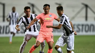 Wanderers visita a Bolívar en La Paz, con un equipo muy diezmado