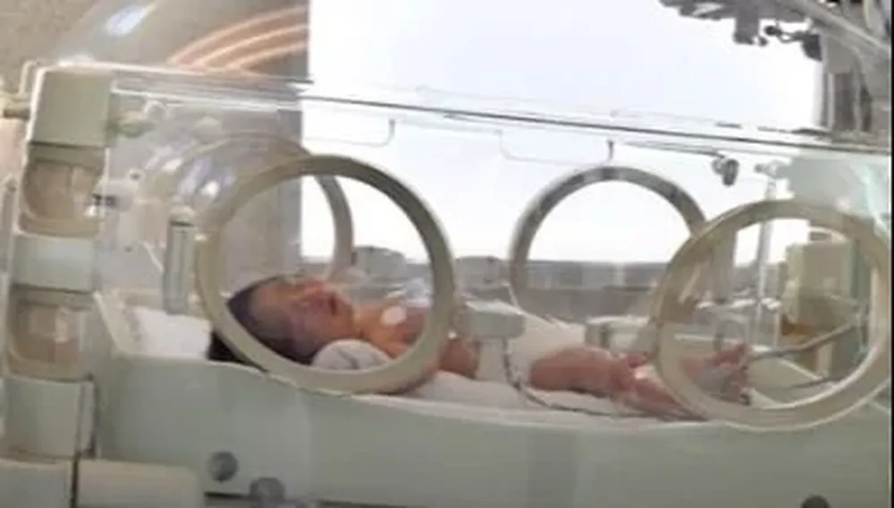 Una bebé nace con anticuerpos de covid-19 en Florida, EEUU