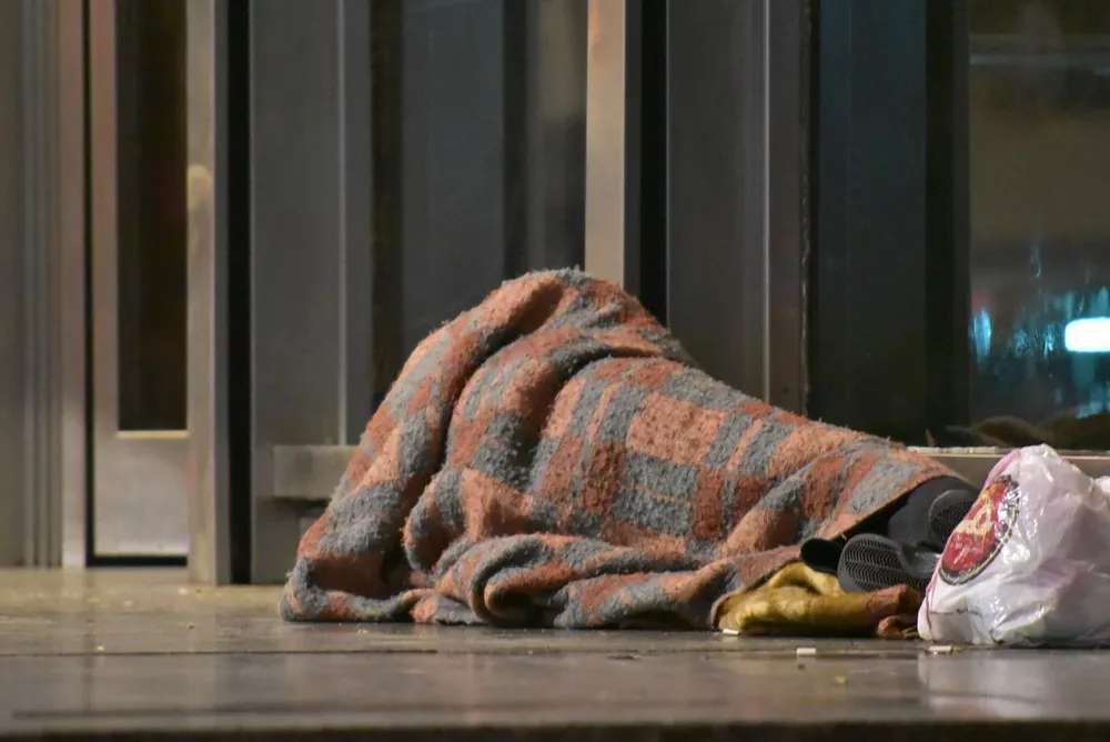 Las personas que vivan en la calle y estén enfermas serán trasladadas si un médico de ASSE lo entiende necesario