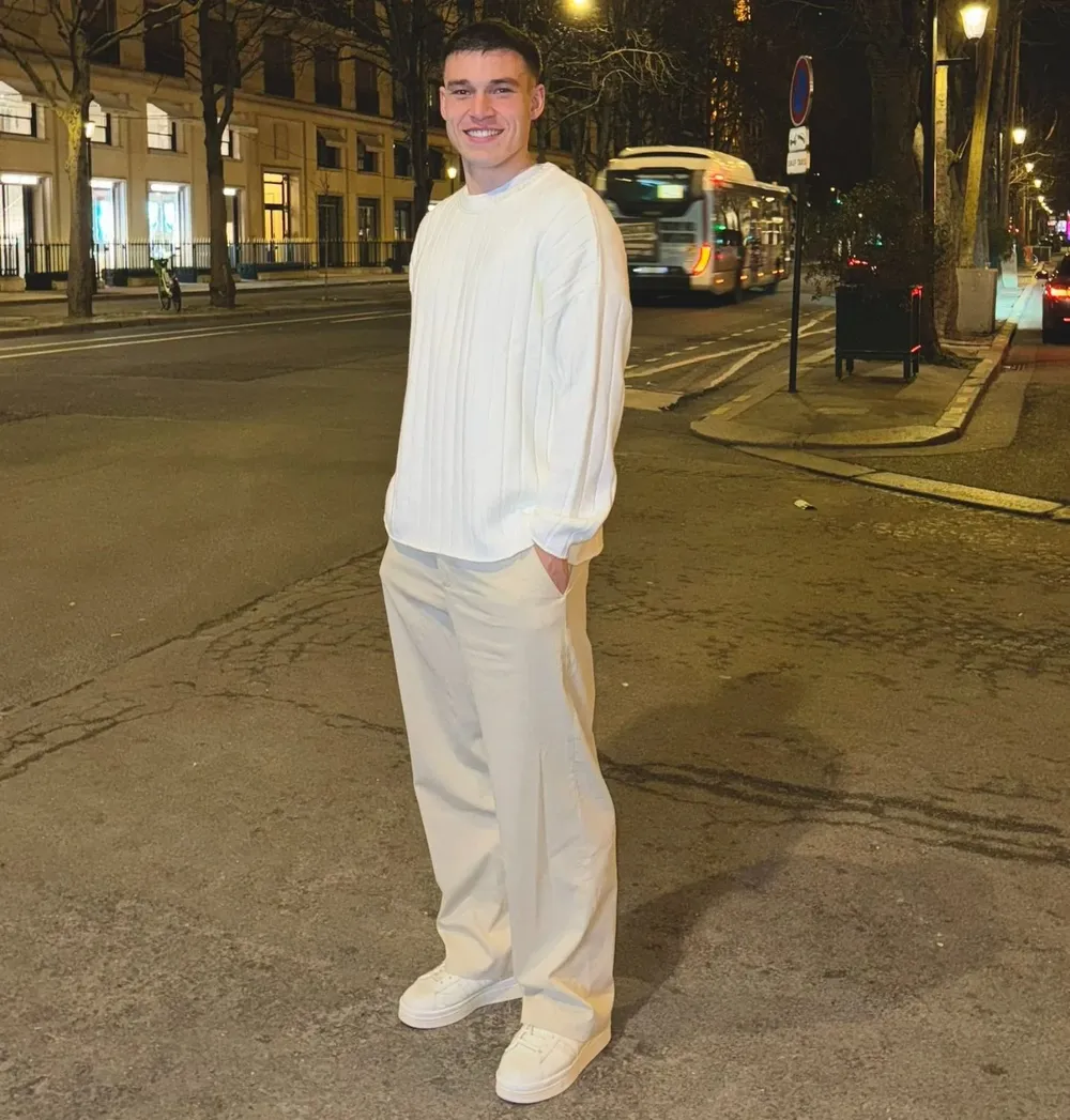 Manuel Ugarte en París