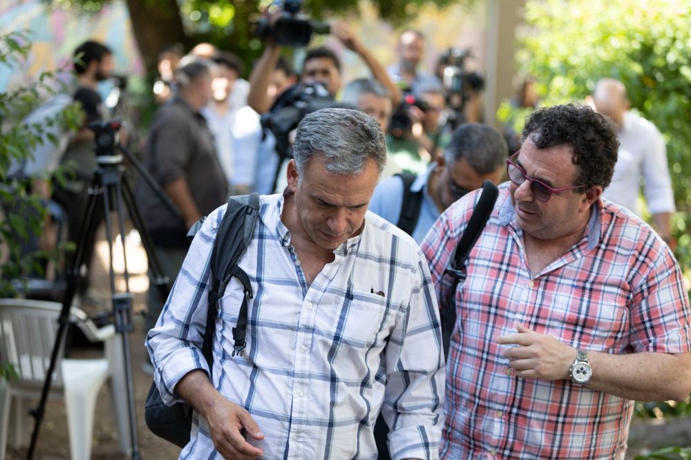 El ahora presidente Yamandú Orsi junto a su asesor de confianza Ernesto Tulbovitz