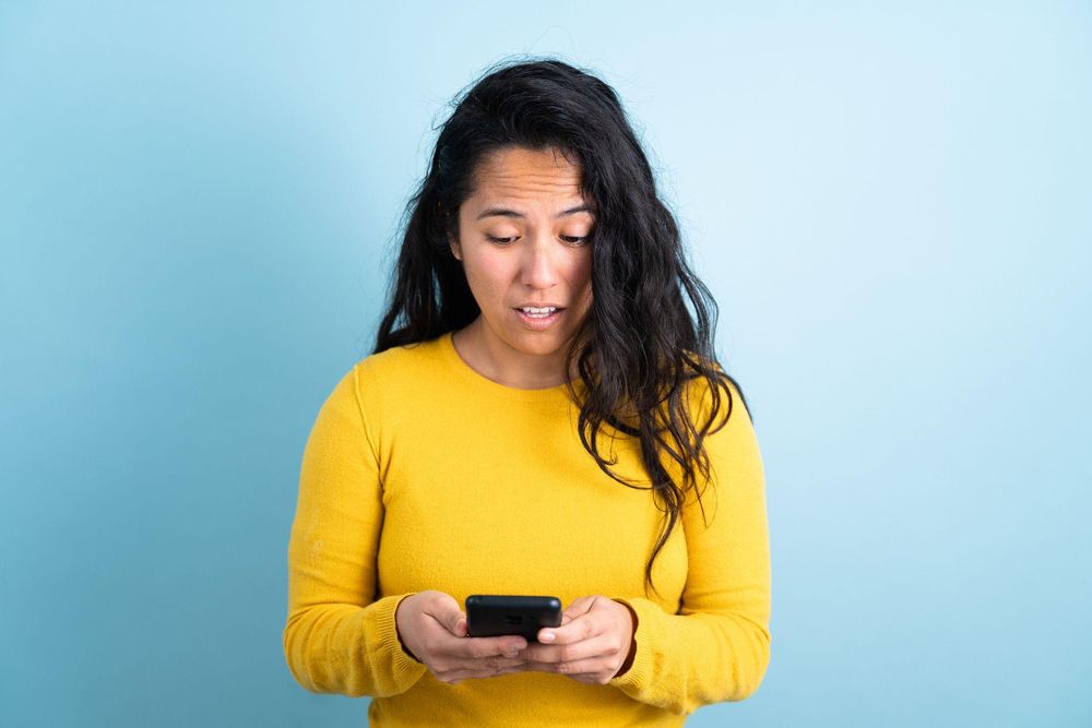 La información sobre el cortisol, sus niveles altos y los consejos para bajarlos están por todas partes en redes sociales.