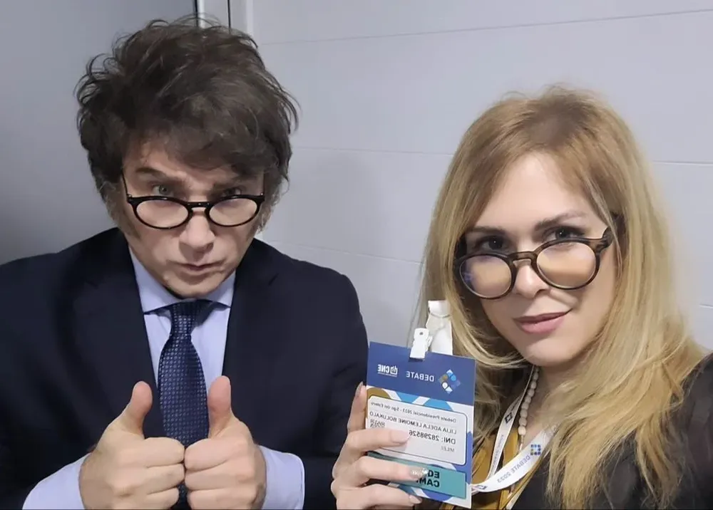 Javier Milei junto a Lilia Lemoine