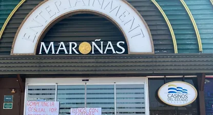 El frente de la sala de casino en conflicto en Geant Parque Roosvelt