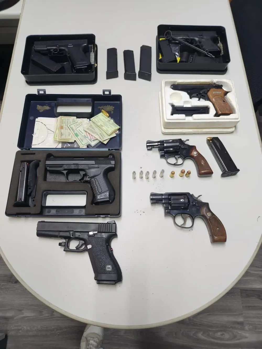 Procedimiento de la AFIP y la PFA