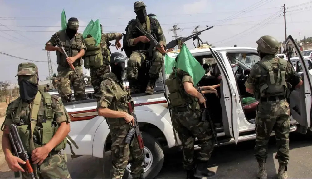 Las Brigadas Al Qassam nombre de un predicador sirio que en su época luchó contra el poder colonial británico en Palestina