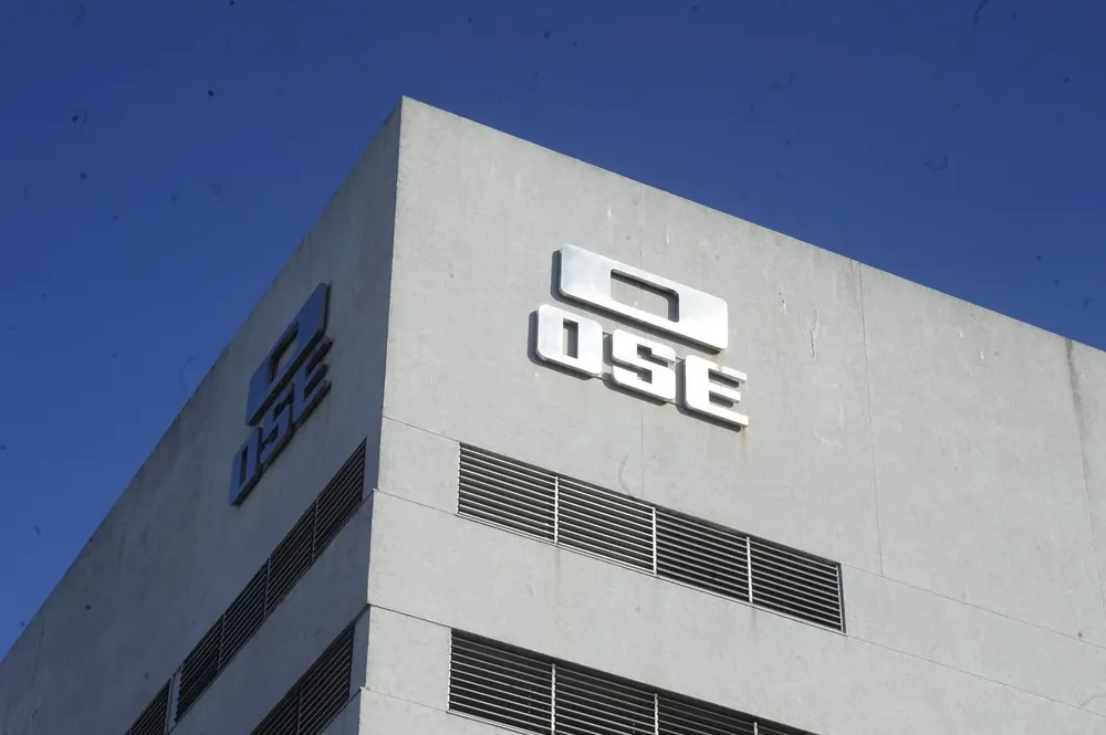 En el apartado de oportunidades laborales de la página de OSE se encuentra la información del llamado para el cargo Oficial B Categoría 5, Escalafón E