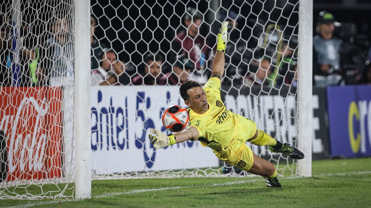 Progreso vs Peñarol EN VIVO: los de Diego Aguirre llegan al Estadio Centenario con cambios para enfrentar al gaucho