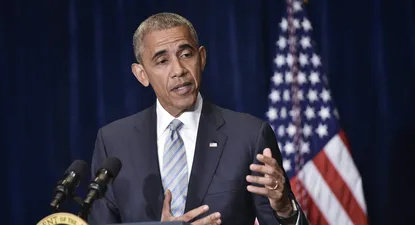 US President Barack Obama speaks on the recent shootings in the US, at a hotel in Warsaw, on July 8, 2016. / AFP / MANDEL NGAN