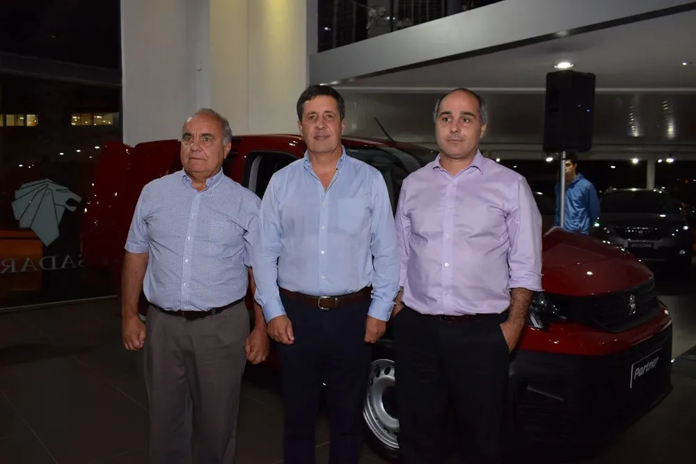 Manuel Guelfi, José Luis Donagaray y Santiago Guelfi