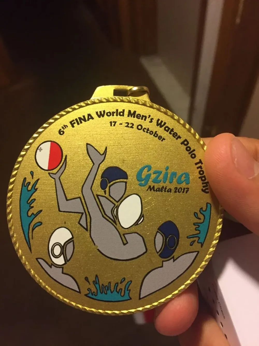 La medalla dorada