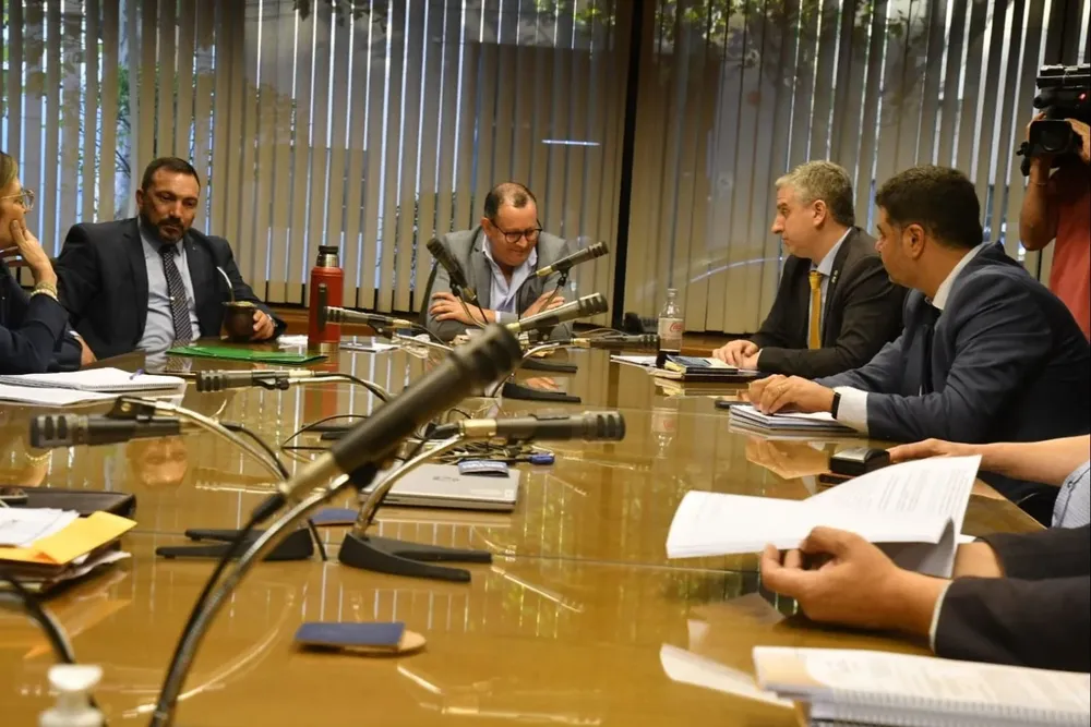 Diputados de la coalición negocian las modificaciones al proyecto de ley de reforma de la seguridad social