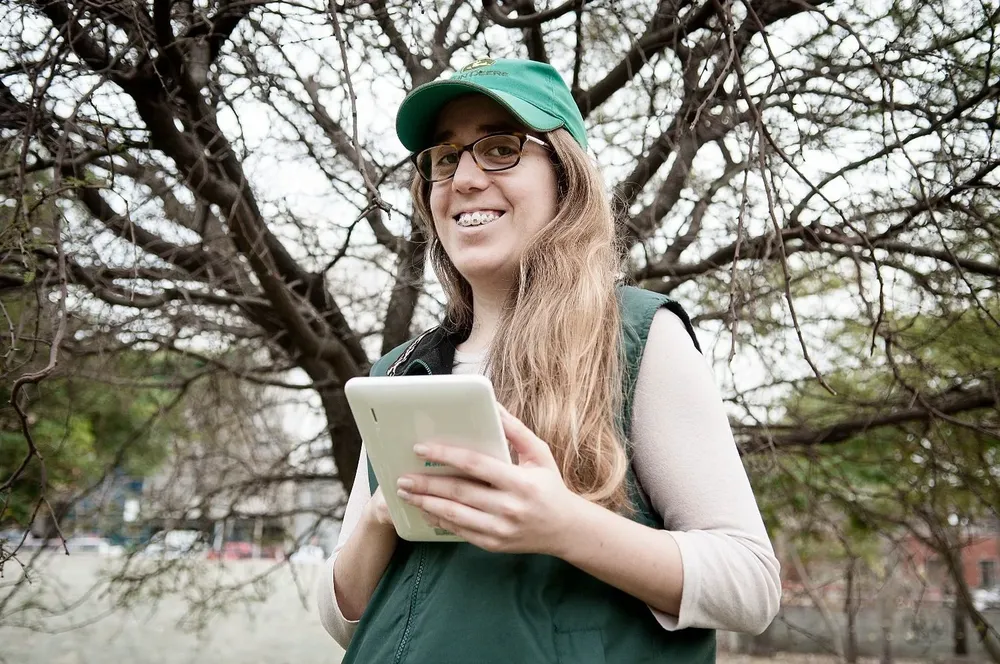 Stefanía Silveyra trabaja junto a su familia en un tambo.