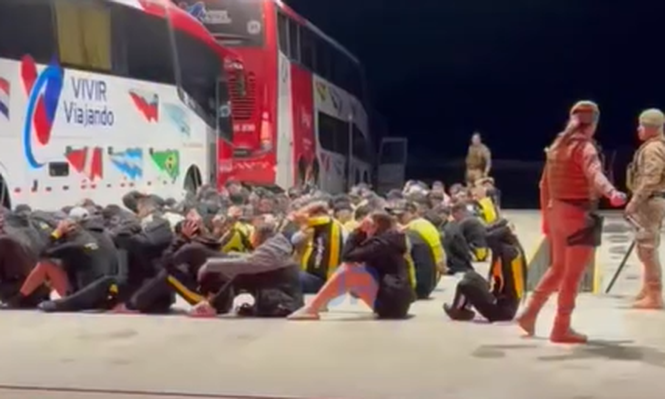 Hinchas de Peñarol demorados en el viaje a San Pablo