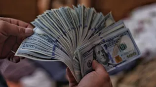 Buscan argentinos para ganar en dólares