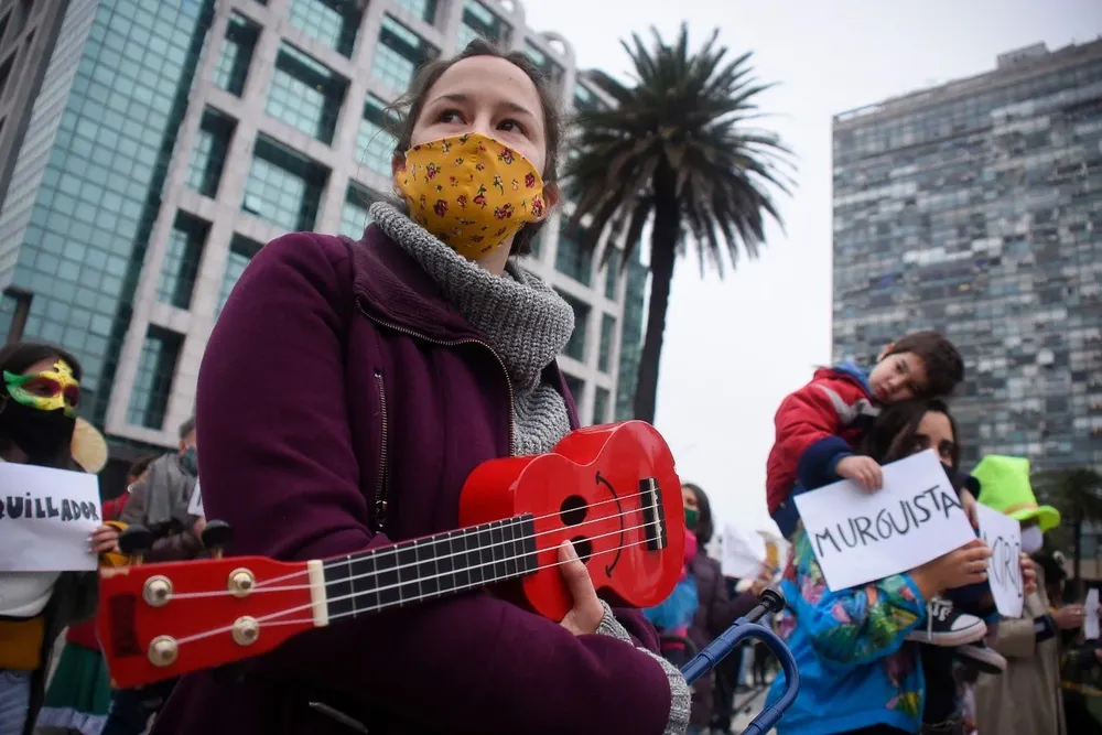 Proyecto de senadores del FA y el PN