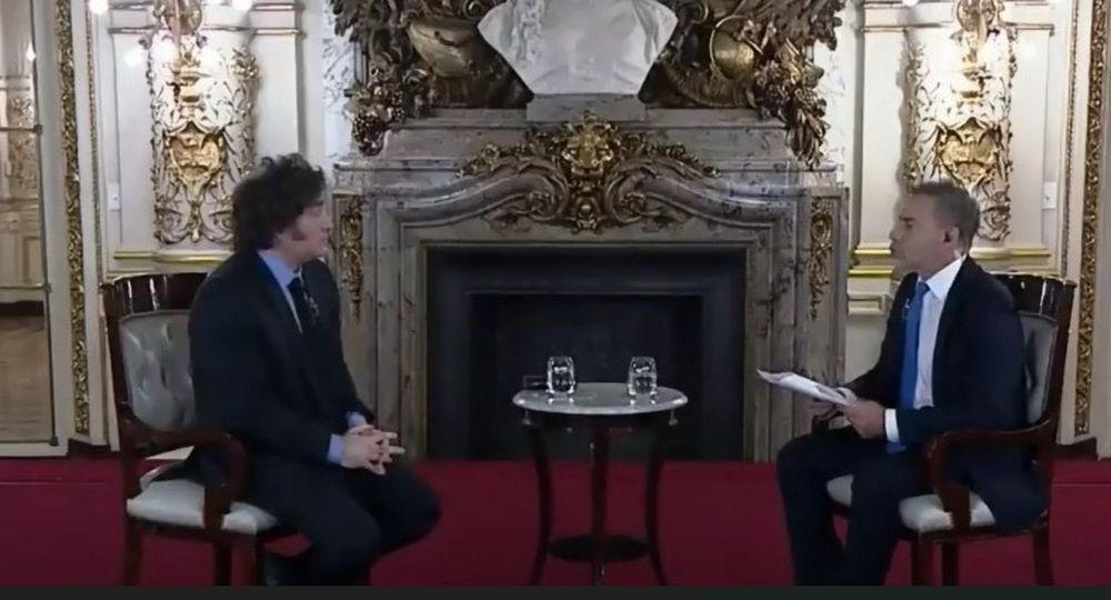 Milei habló de todo en una entrevista con Majul en su programa La Cornisa por LN+