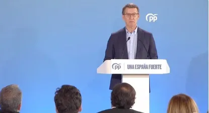 El presidente del Partido Popular, Alberto Núñez Feijóo, interviene ante el Comité de Dirección del PP en el marco de las jornadas de trabajo celebradas en Toledo.