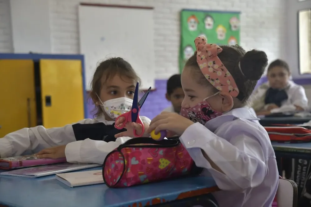 Codicen propone que haya notas también en la escuela.